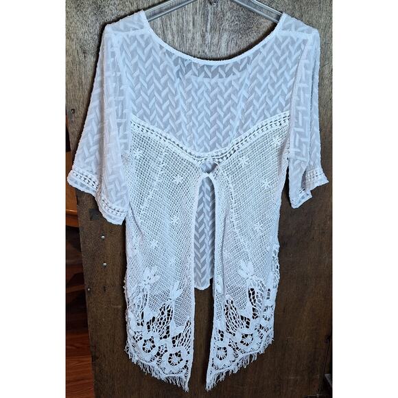 BKE Red Women Large White Lace Open Back High/Low Blouse Boho Festival Top - Picture 3 of 7